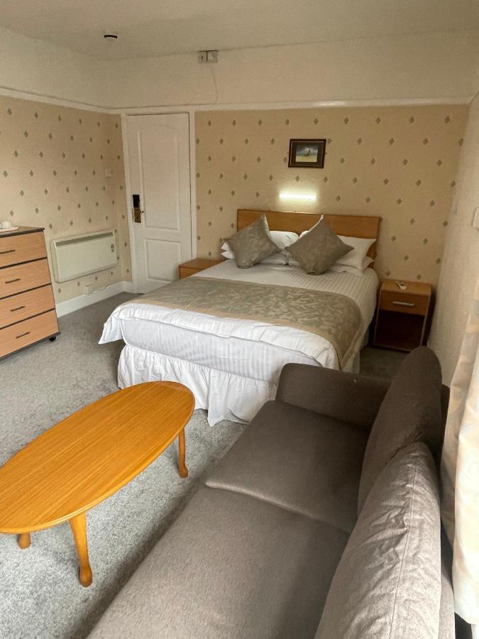 Oyo Queens Hotel, スケッグネス エクステリア 写真