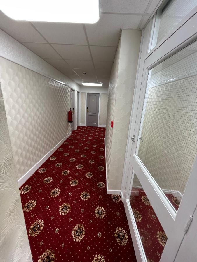 Oyo Queens Hotel, スケッグネス エクステリア 写真