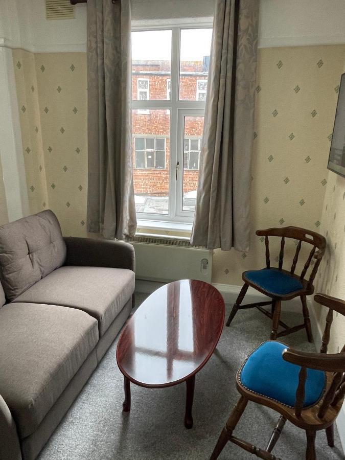 Oyo Queens Hotel, スケッグネス エクステリア 写真